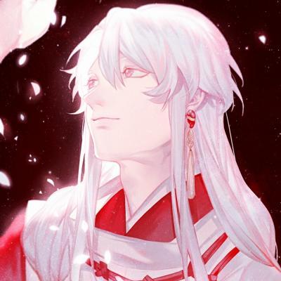 扫墓被父母墓碑砸伤